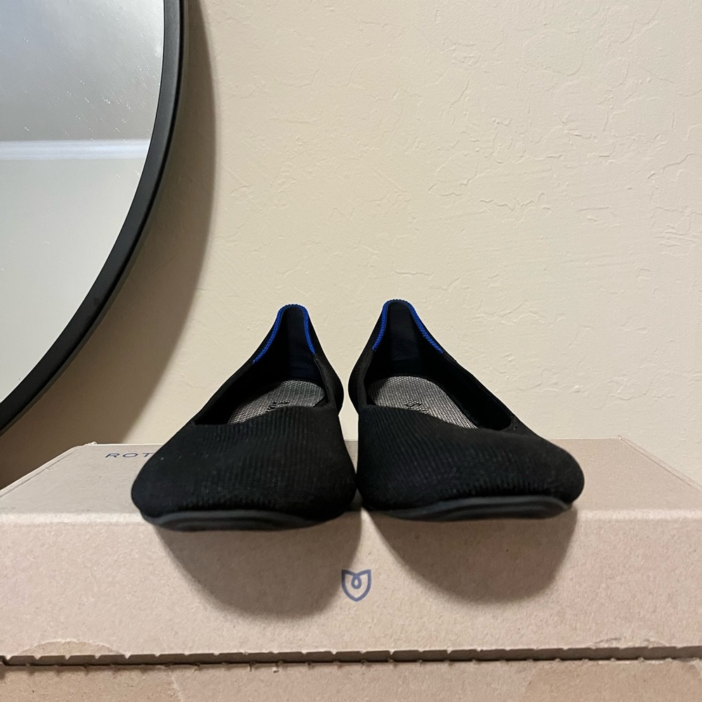 Rothys The Square Flat - Black - Picture 10 of 14